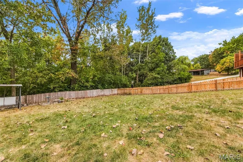 Large lot, great level backyard, backs to trees and a private road — 1840 Autumn Trail, Wentzville, MO 63385
