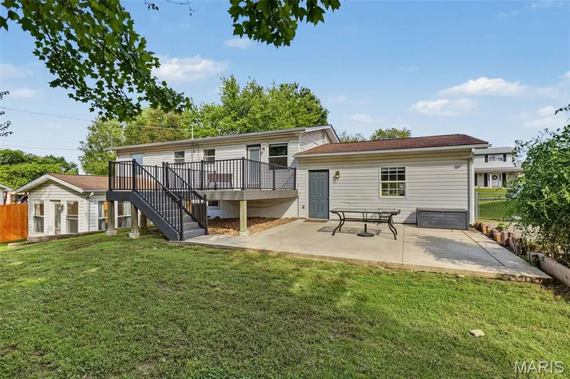 3413 Greiner Drive, St Charles, MO 63301 — listing photo 21 of 30