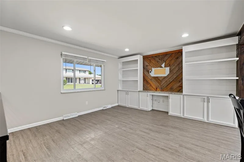 3413 Greiner Drive, St Charles, MO 63301 — listing photo 4 of 30