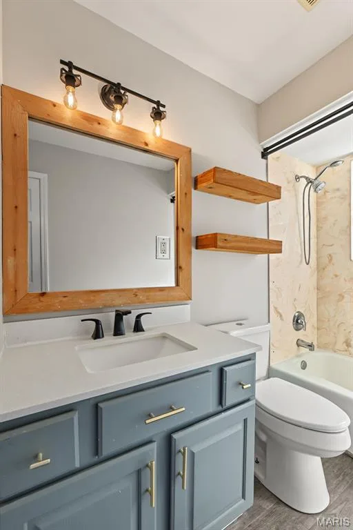 3413 Greiner Drive, St Charles, MO 63301 — listing photo 12 of 30