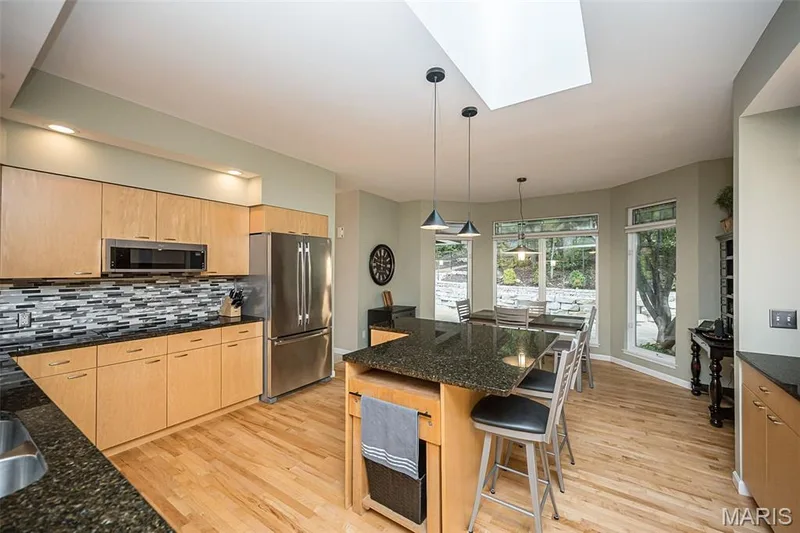 18852 Highwood Estates Drive, Wildwood, MO 63069 — listing photo 13 of 97