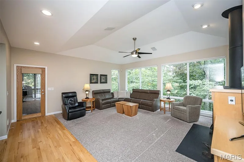 18852 Highwood Estates Drive, Wildwood, MO 63069 — listing photo 20 of 97