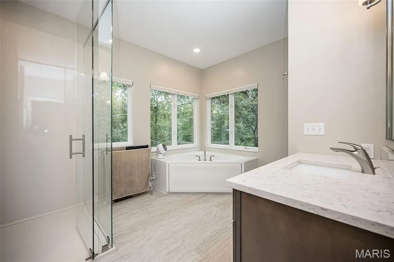 18852 Highwood Estates Drive, Wildwood, MO 63069 — listing photo 32 of 97