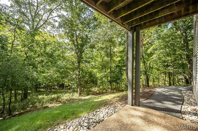 18852 Highwood Estates Drive, Wildwood, MO 63069 — listing photo 62 of 97