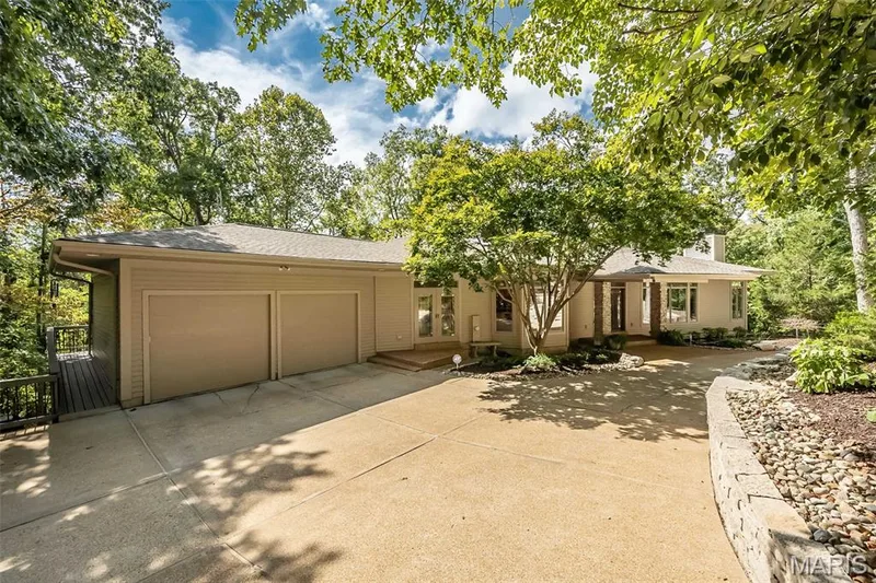 18852 Highwood Estates Drive, Wildwood, MO 63069 — listing photo 75 of 97