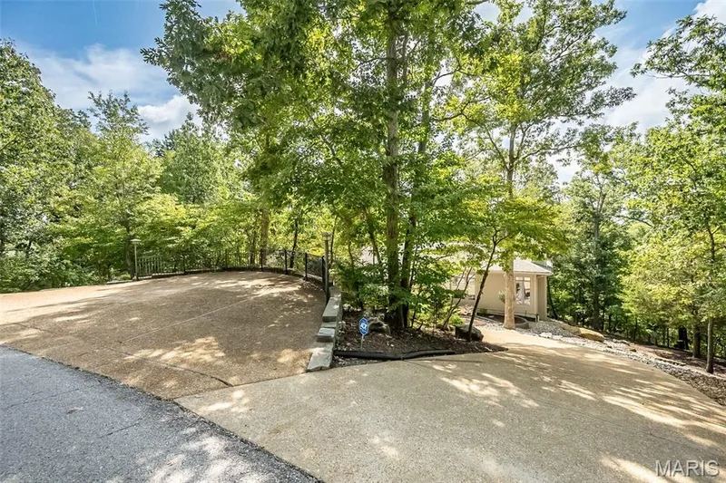 18852 Highwood Estates Drive, Wildwood, MO 63069 — listing photo 76 of 97