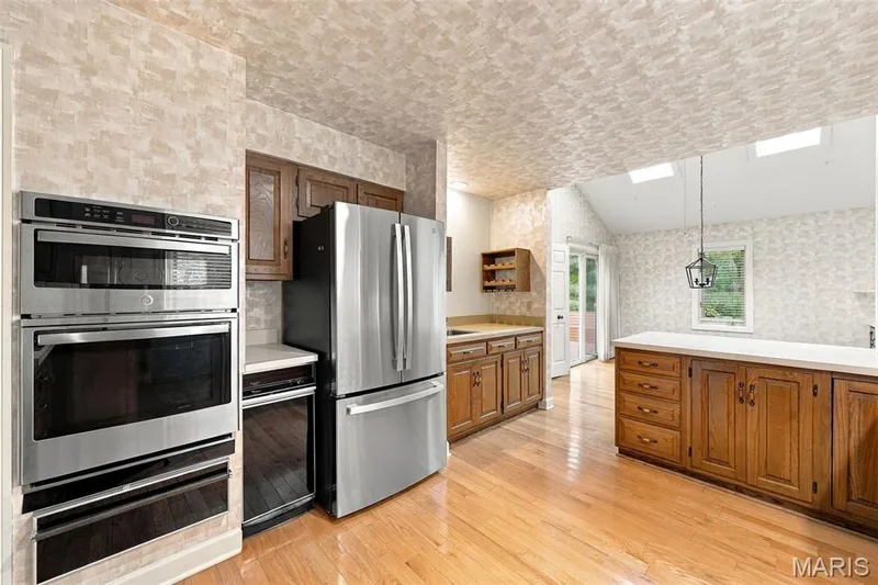 14619 Hunters Point, Chesterfield, MO 63017 — listing photo 17 of 49