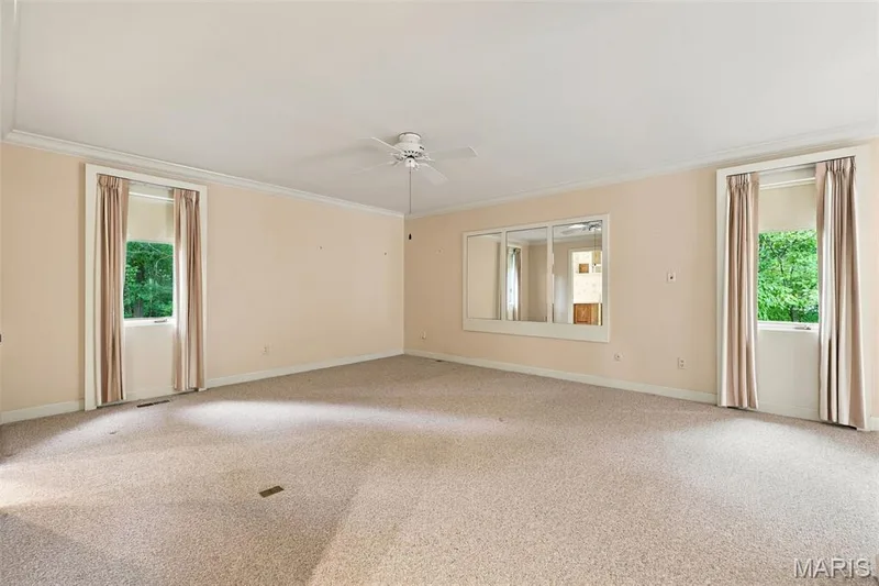 14619 Hunters Point, Chesterfield, MO 63017 — listing photo 21 of 49