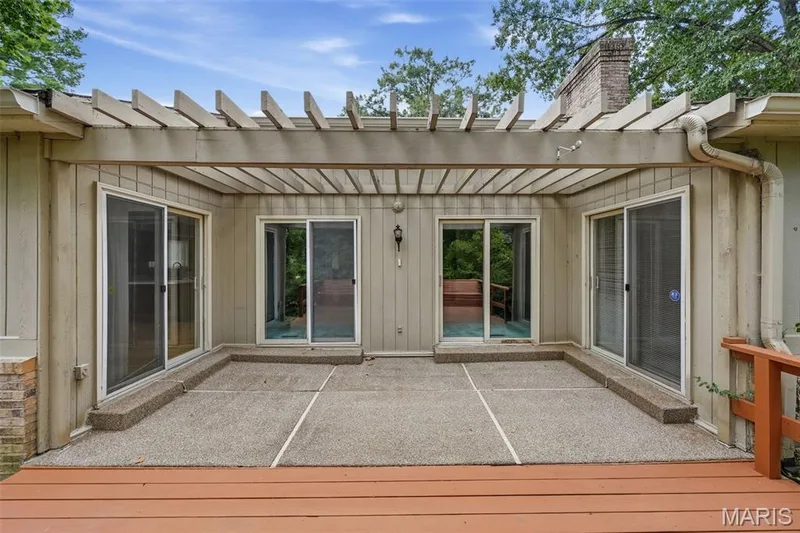14619 Hunters Point, Chesterfield, MO 63017 — listing photo 43 of 49