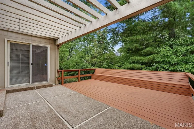 14619 Hunters Point, Chesterfield, MO 63017 — listing photo 44 of 49