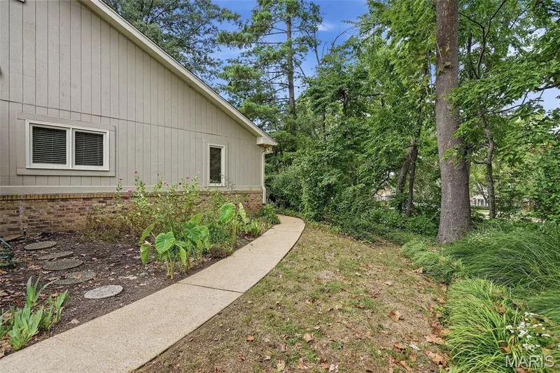 14619 Hunters Point, Chesterfield, MO 63017 — listing photo 48 of 49