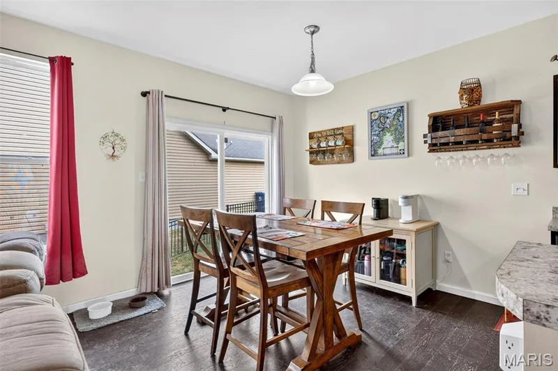 38 Huntleigh Park Court, Wentzville, MO 63385 — listing photo 11 of 39