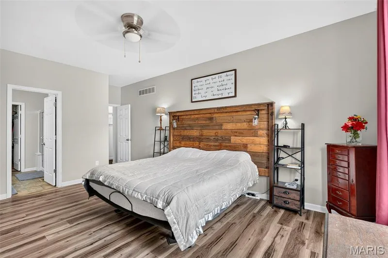 38 Huntleigh Park Court, Wentzville, MO 63385 — listing photo 25 of 39