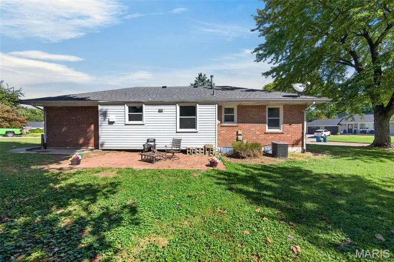 728 Pine Street, St Charles, MO 63301 — listing photo 38 of 41