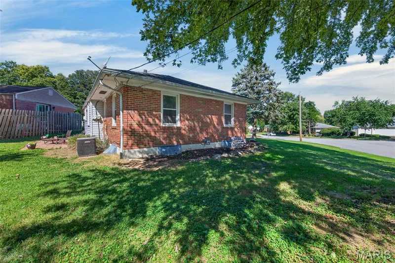 728 Pine Street, St Charles, MO 63301 — listing photo 41 of 41