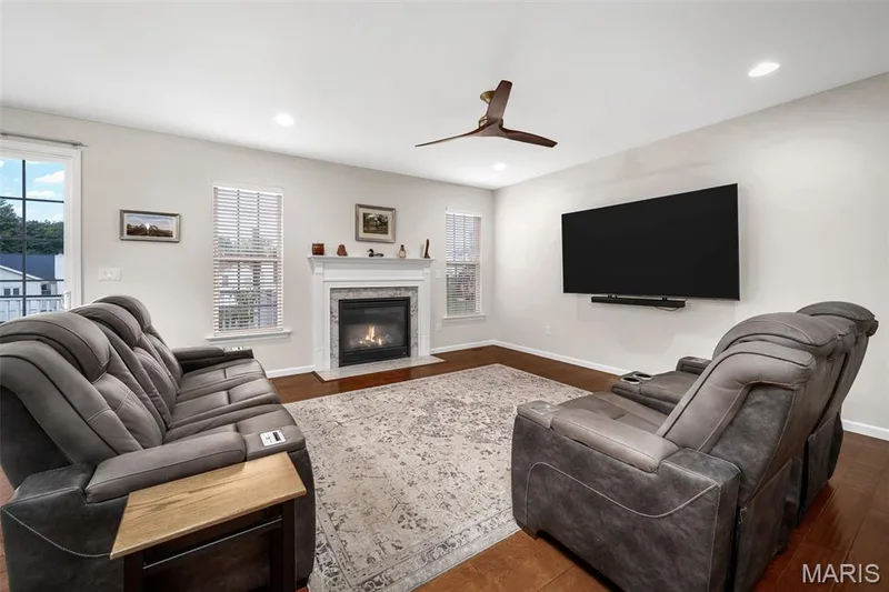 2760 Brook Hill Lane, St Charles, MO 63303 — listing photo 6 of 24
