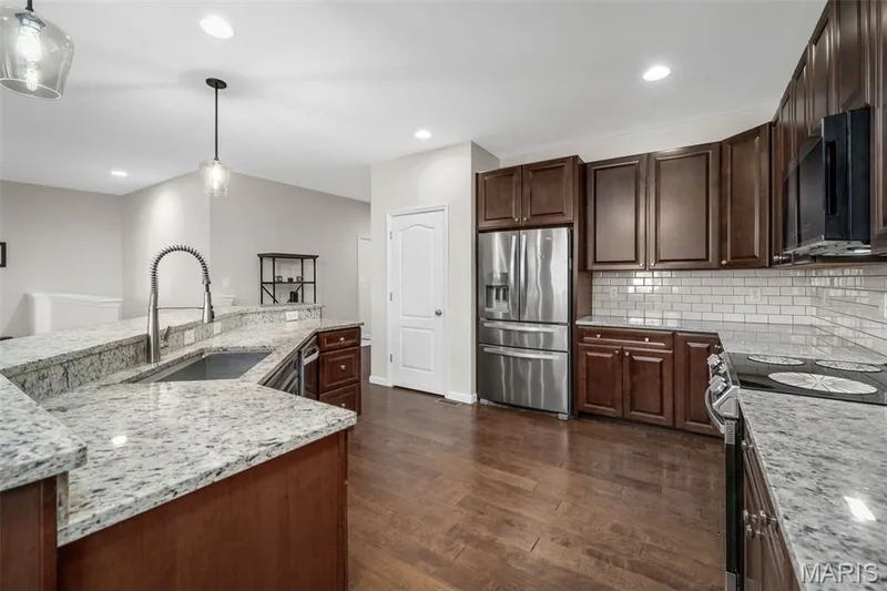 2760 Brook Hill Lane, St Charles, MO 63303 — listing photo 9 of 24