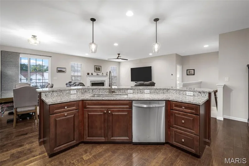 2760 Brook Hill Lane, St Charles, MO 63303 — listing photo 10 of 24