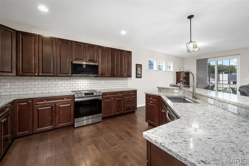 2760 Brook Hill Lane, St Charles, MO 63303 — listing photo 11 of 24