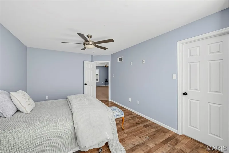 282 Le Beau Lane, St Charles, MO 63303 — listing photo 21 of 37