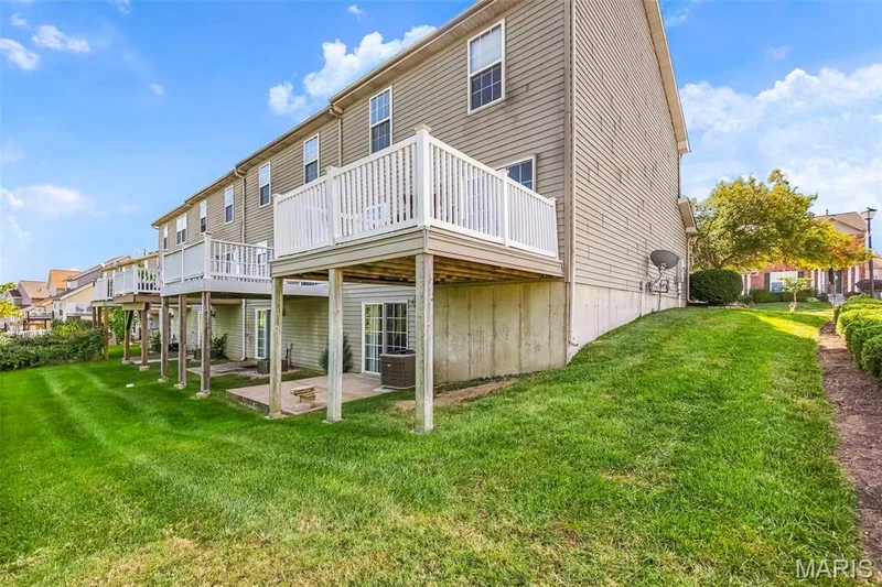 282 Le Beau Lane, St Charles, MO 63303 — listing photo 31 of 37