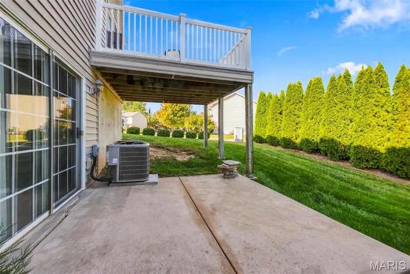 282 Le Beau Lane, St Charles, MO 63303 — listing photo 33 of 37