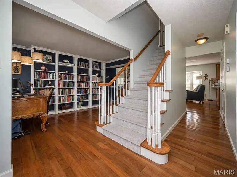 4863 Greenburg Drive, St Peters, MO 63304 — listing photo 7 of 63