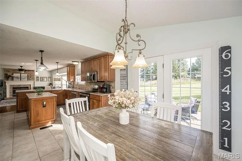 4863 Greenburg Drive, St Peters, MO 63304 — listing photo 27 of 63