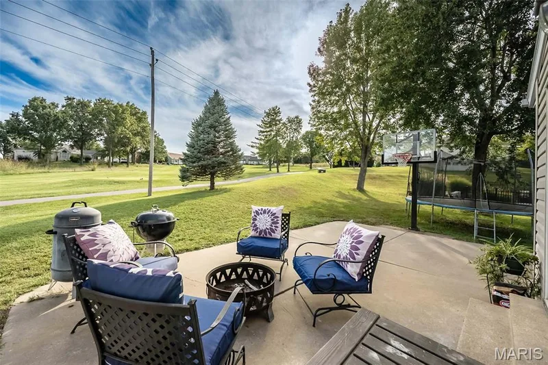 4863 Greenburg Drive, St Peters, MO 63304 — listing photo 56 of 63