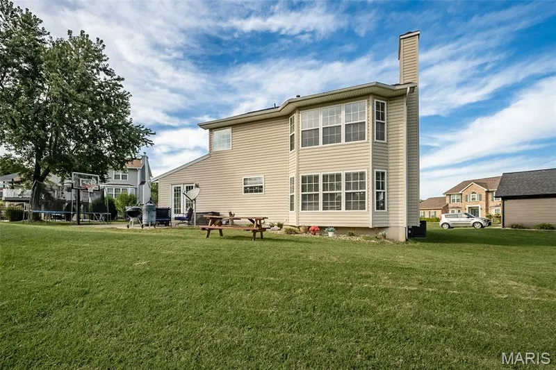 4863 Greenburg Drive, St Peters, MO 63304 — listing photo 58 of 63