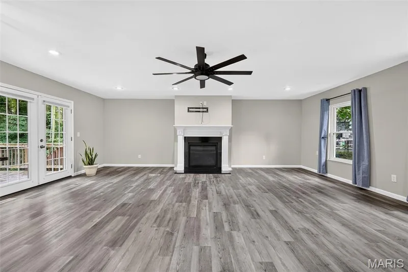 11 Highland Drive, St Charles, MO 63303 — listing photo 14 of 42