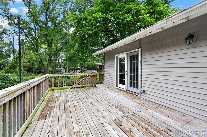 11 Highland Drive, St Charles, MO 63303 — listing photo 16 of 42