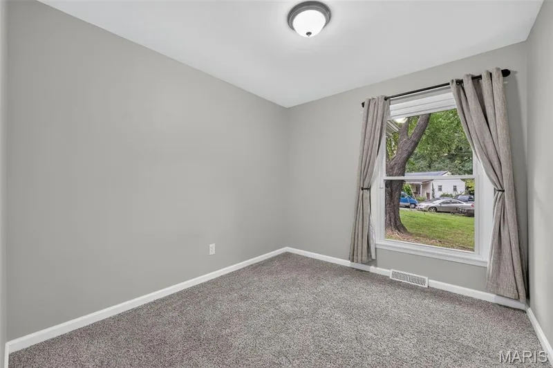 11 Highland Drive, St Charles, MO 63303 — listing photo 24 of 42