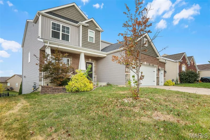 809 Grant Park Court, Wentzville, MO 63385 — listing photo 3 of 40
