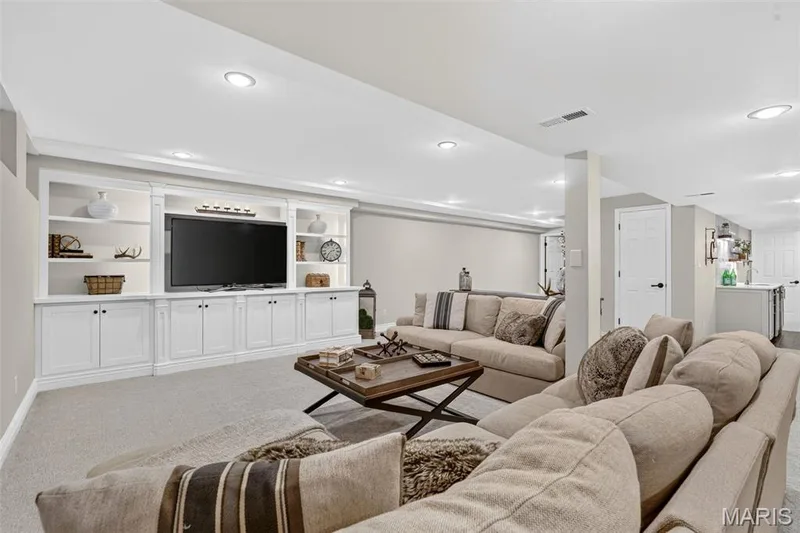 9 Clarkson Farm Drive, Chesterfield, MO 63017 — listing photo 71 of 91