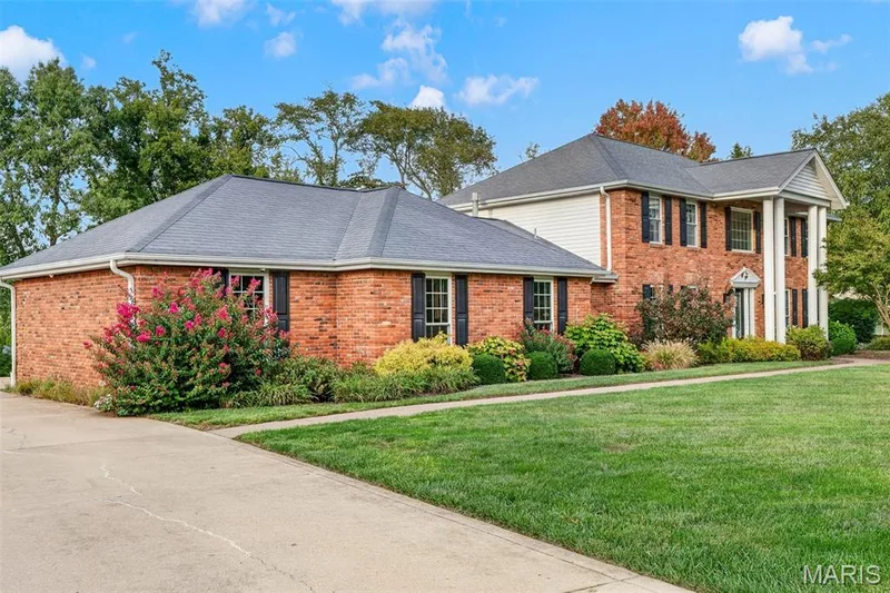 9 Clarkson Farm Drive, Chesterfield, MO 63017 — listing photo 79 of 91
