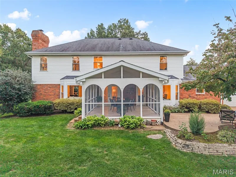 9 Clarkson Farm Drive, Chesterfield, MO 63017 — listing photo 87 of 91