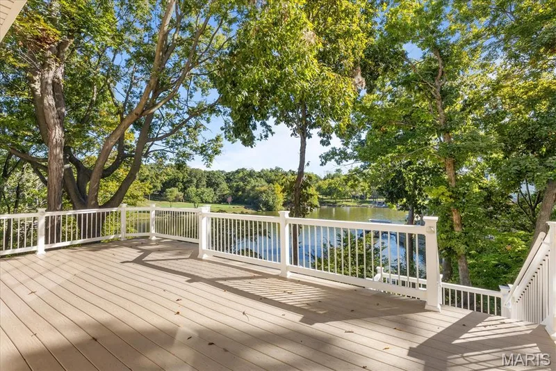 Large composite deck 28'x12' for entertaining — 16 Regatta Bay Court, Lake St. Louis, MO 63367
