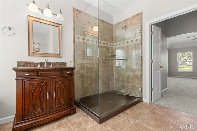 Separate shower with 2 separate vanities — 16 Regatta Bay Court, Lake St. Louis, MO 63367