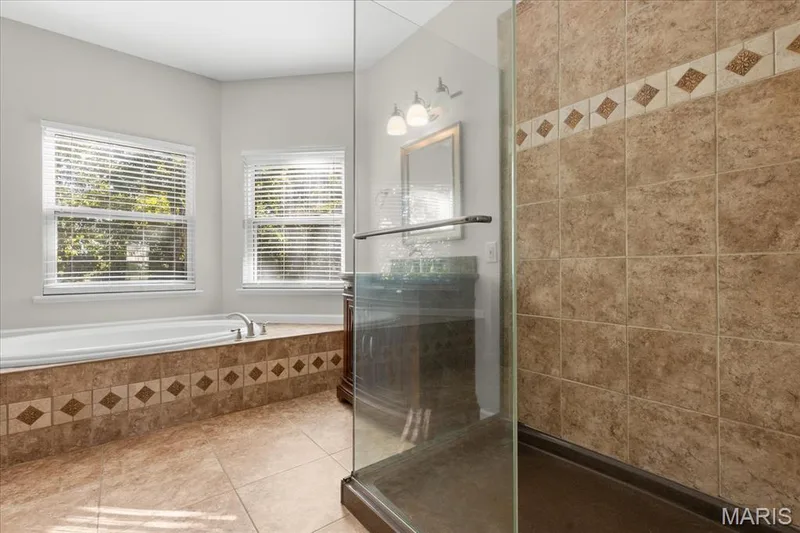 16 Regatta Bay Court, Lake St. Louis, MO 63367 — listing photo 40 of 74