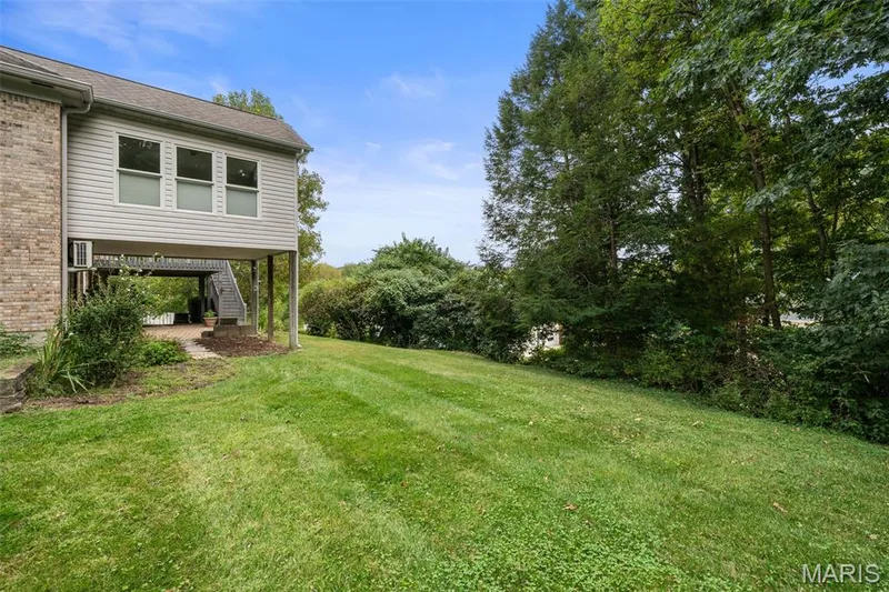 17026 Kimwood Court, Chesterfield, MO 63005 — listing photo 40 of 43