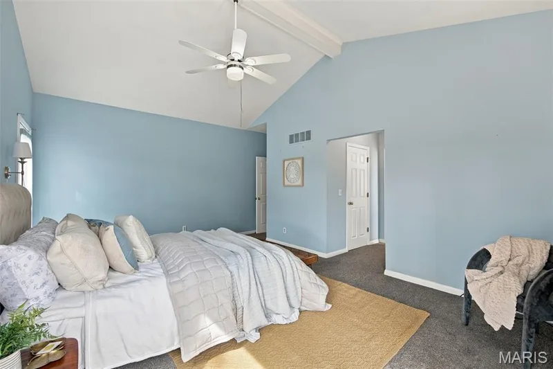 17026 Kimwood Court, Chesterfield, MO 63005 — listing photo 18 of 43