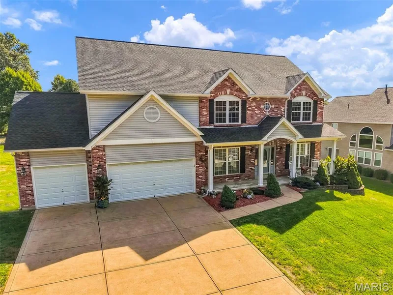 559 John Meyer Drive, St Charles, MO 63304 — listing photo 4 of 65