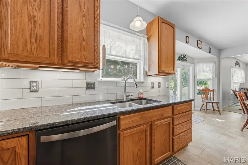 559 John Meyer Drive, St Charles, MO 63304 — listing photo 11 of 65