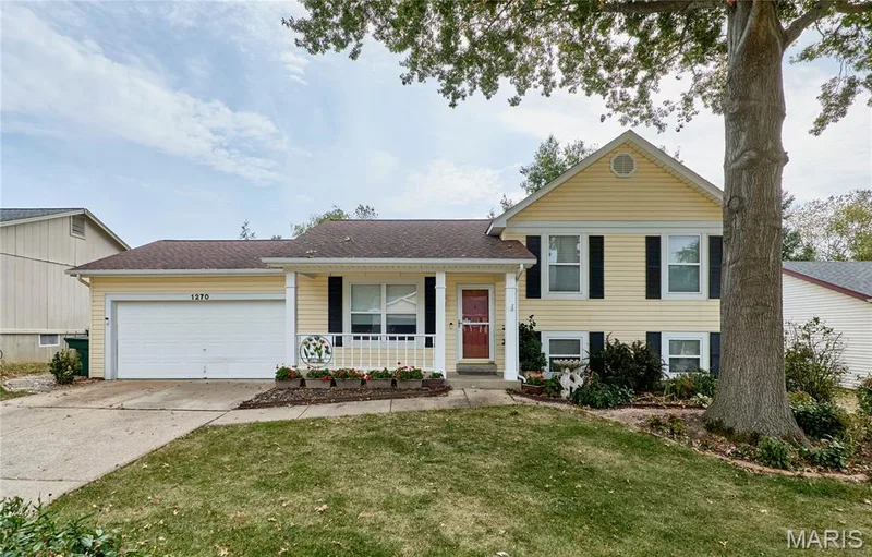 1270 Poseidon Court, St Peters, MO 63376 — listing photo 1 of 67