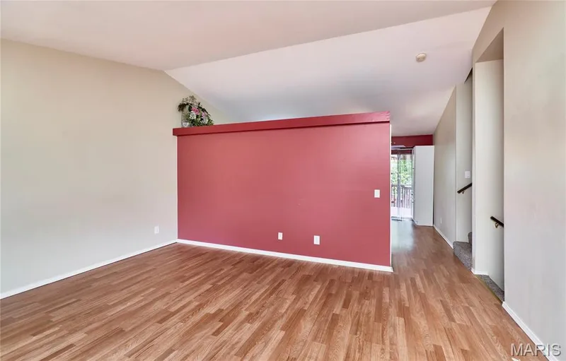 1270 Poseidon Court, St Peters, MO 63376 — listing photo 10 of 67