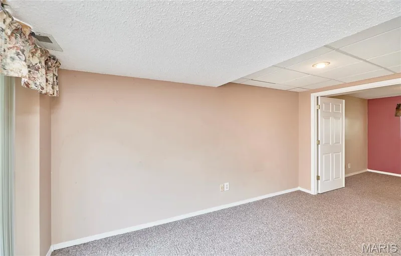 1270 Poseidon Court, St Peters, MO 63376 — listing photo 35 of 67