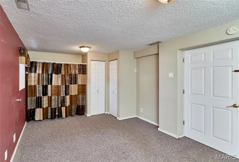 1270 Poseidon Court, St Peters, MO 63376 — listing photo 38 of 67
