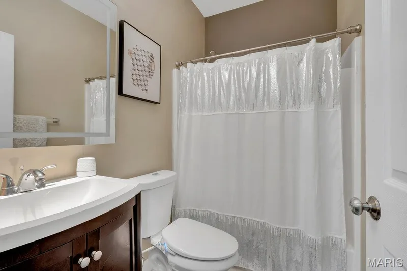34 Saint Nicholas Court, St Charles, MO 63366 — listing photo 14 of 48