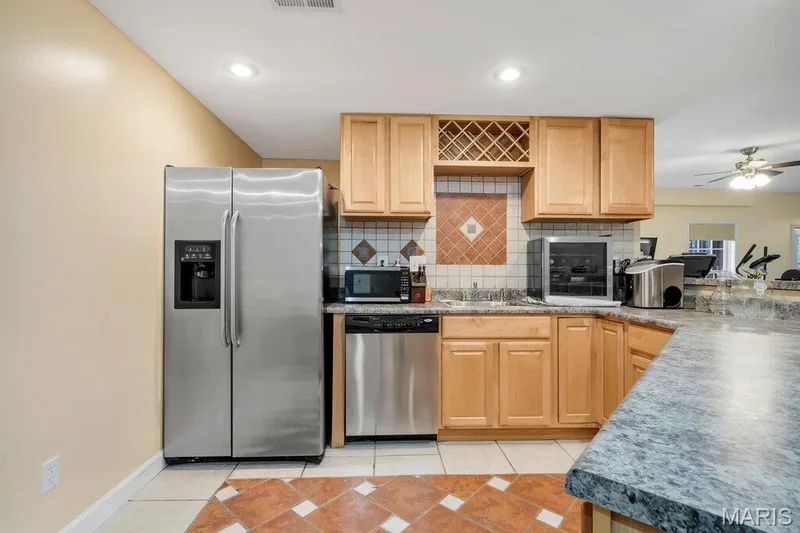 34 Saint Nicholas Court, St Charles, MO 63366 — listing photo 31 of 48
